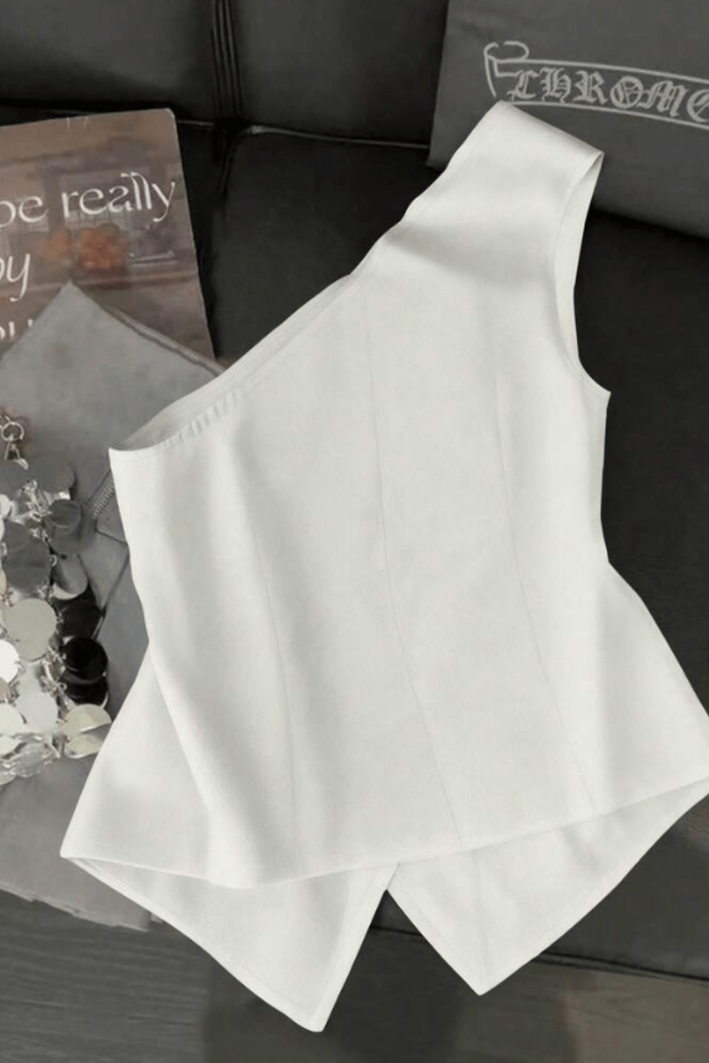 Blusa-Feminina-Modelo-Assimétrico-Branco-LOLINE-018