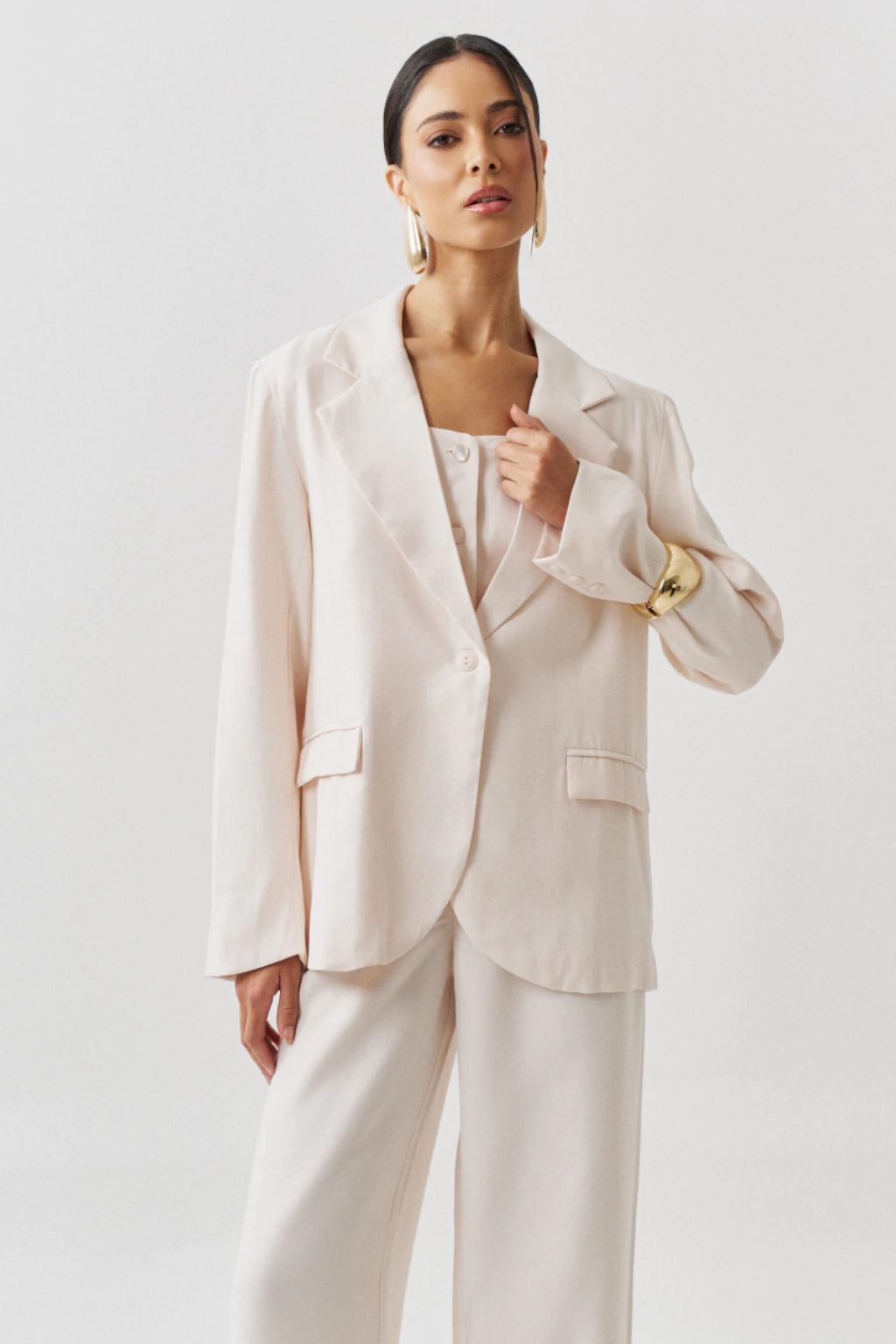 Blazer-Monaco-Oversized-em-Alfaiataria-Premium-LOLINE-01