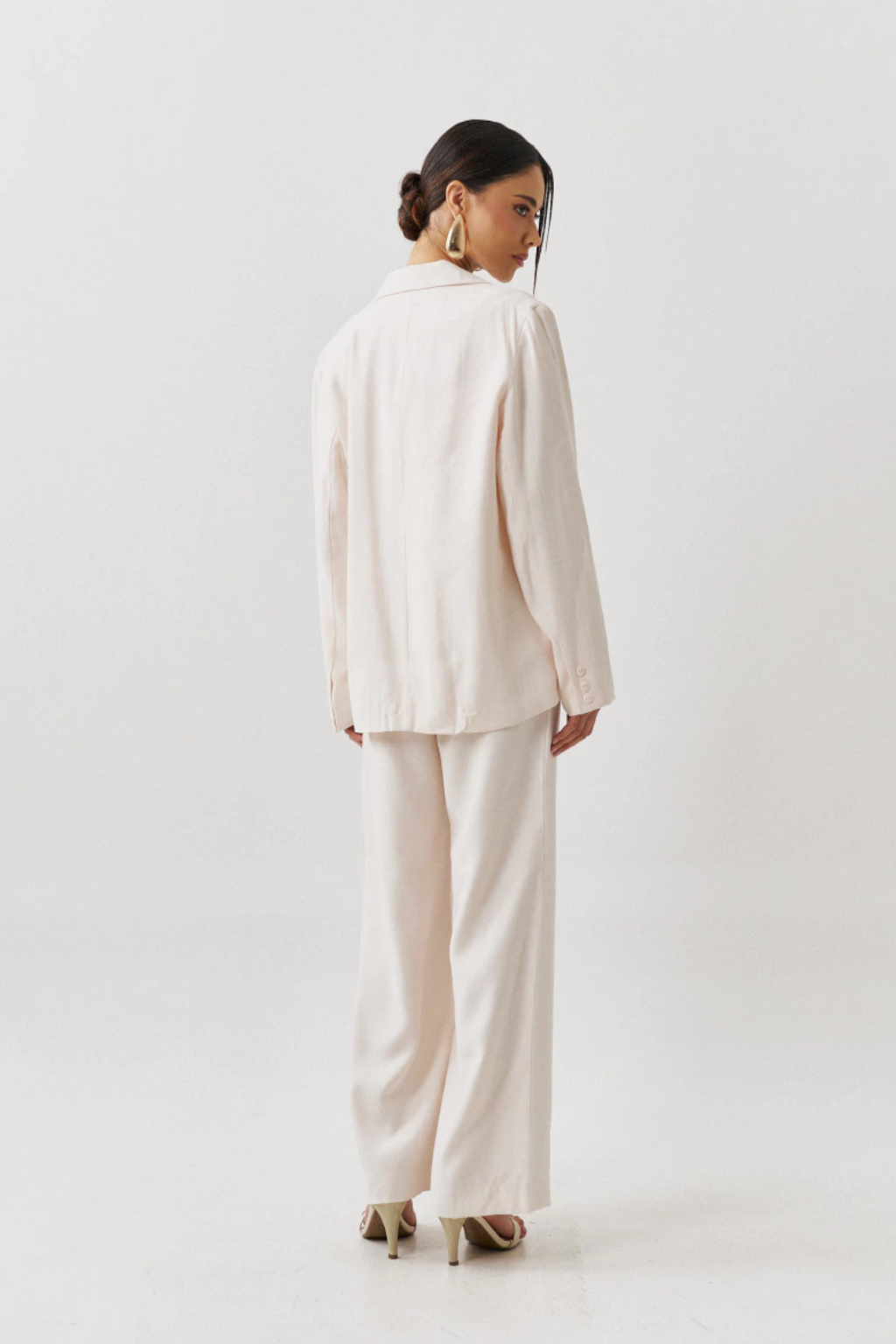 Blazer-Monaco-Oversized-em-Alfaiataria-Premium-LOLINE-014343