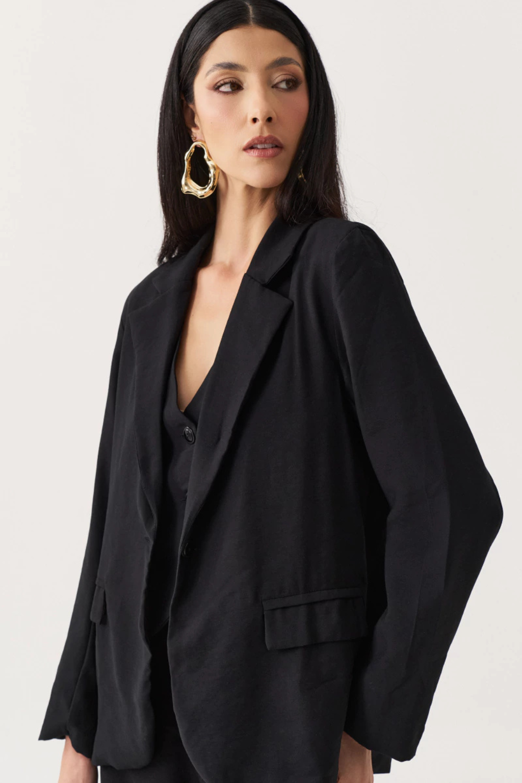 Blazer-Monaco-Oversized-em-Alfaiataria-Premium-LOLINE-016