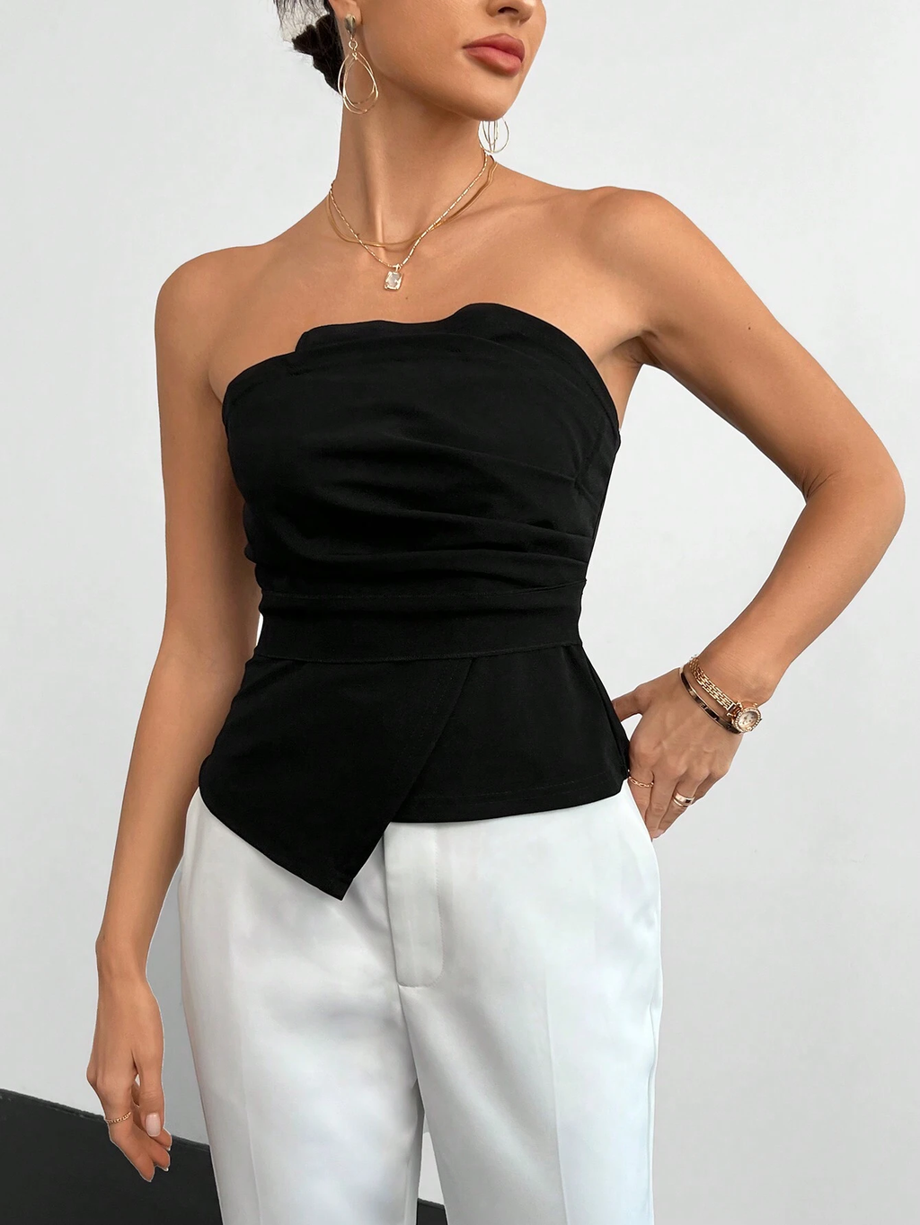 Blusa-Feminina-Tubo-Bainha-Assimetrica-Preto-Loline-05