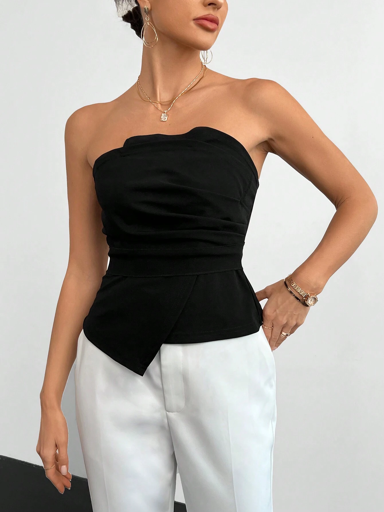 Blusa-Feminina-Tubo-Bainha-Assimetrica-Preto-Loline-05