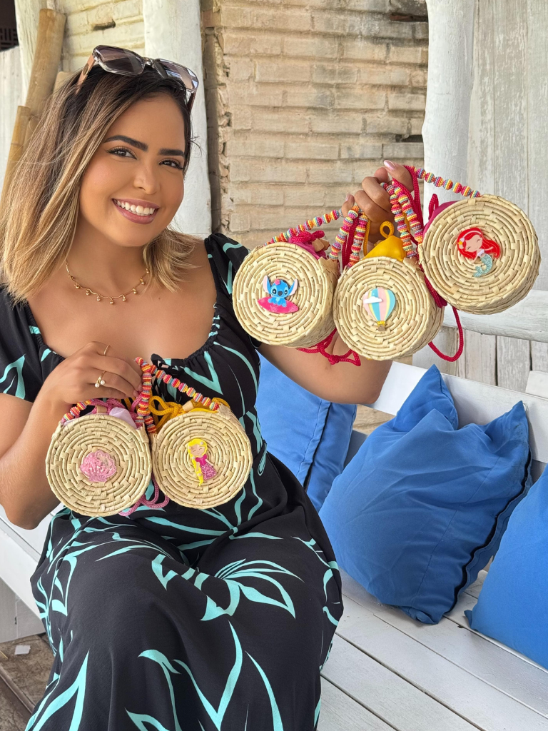 Bolsa-de-Palha-Infantil-com-Alca-de-Mao-LOLINE-80