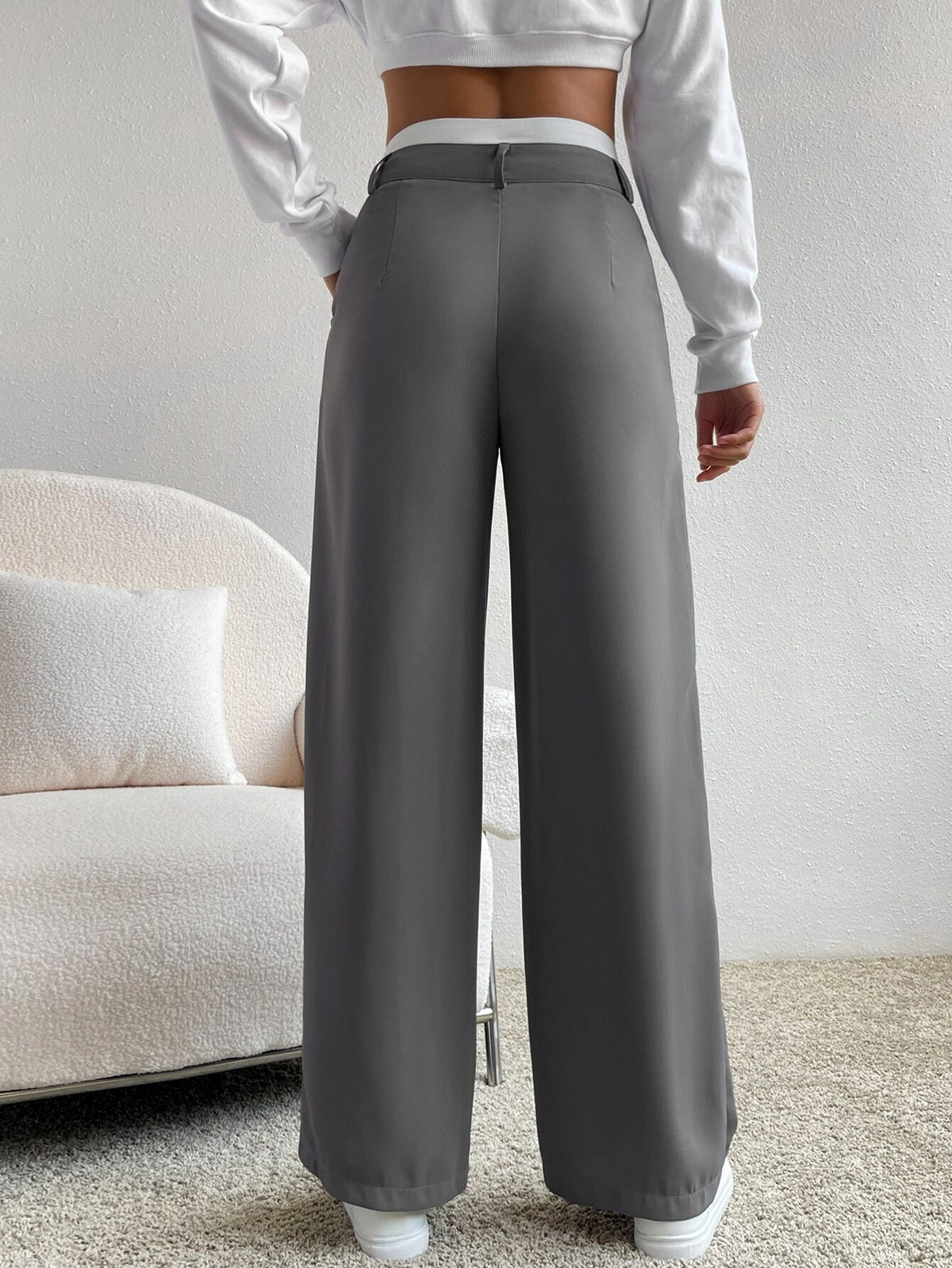 Calca-Feminina-Pantalona-Cinza-com-Branco-Loline-05