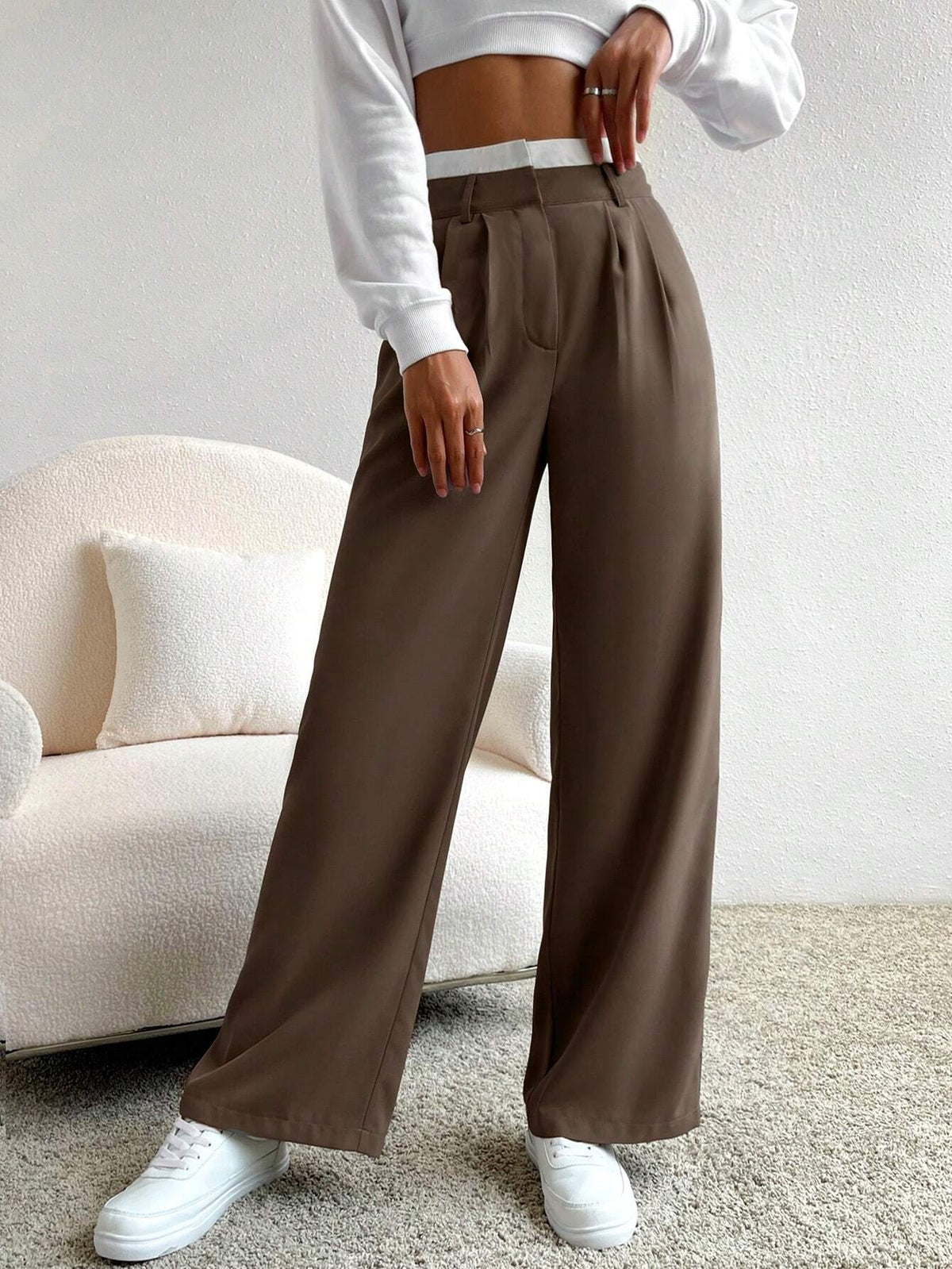 Calca-Feminina-Pantalona-Marrom-com-Branco-Loline-03