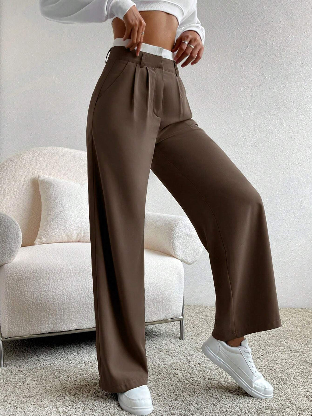 Calca-Feminina-Pantalona-Marrom-com-Branco-Loline-05