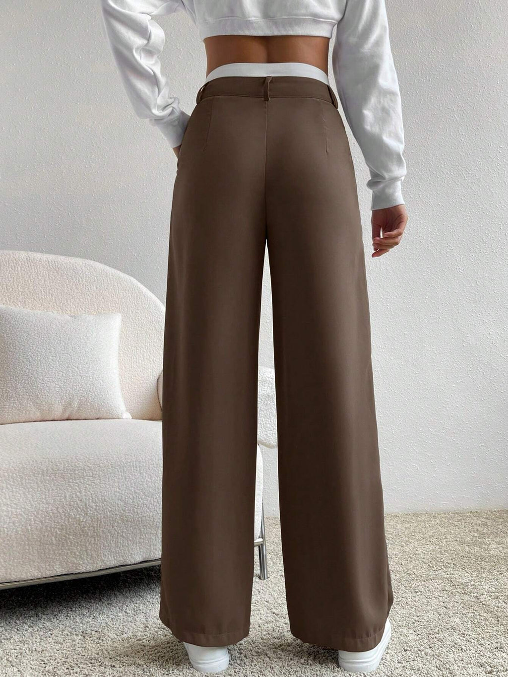 Calca-Feminina-Pantalona-Marrom-com-Branco-Loline-06