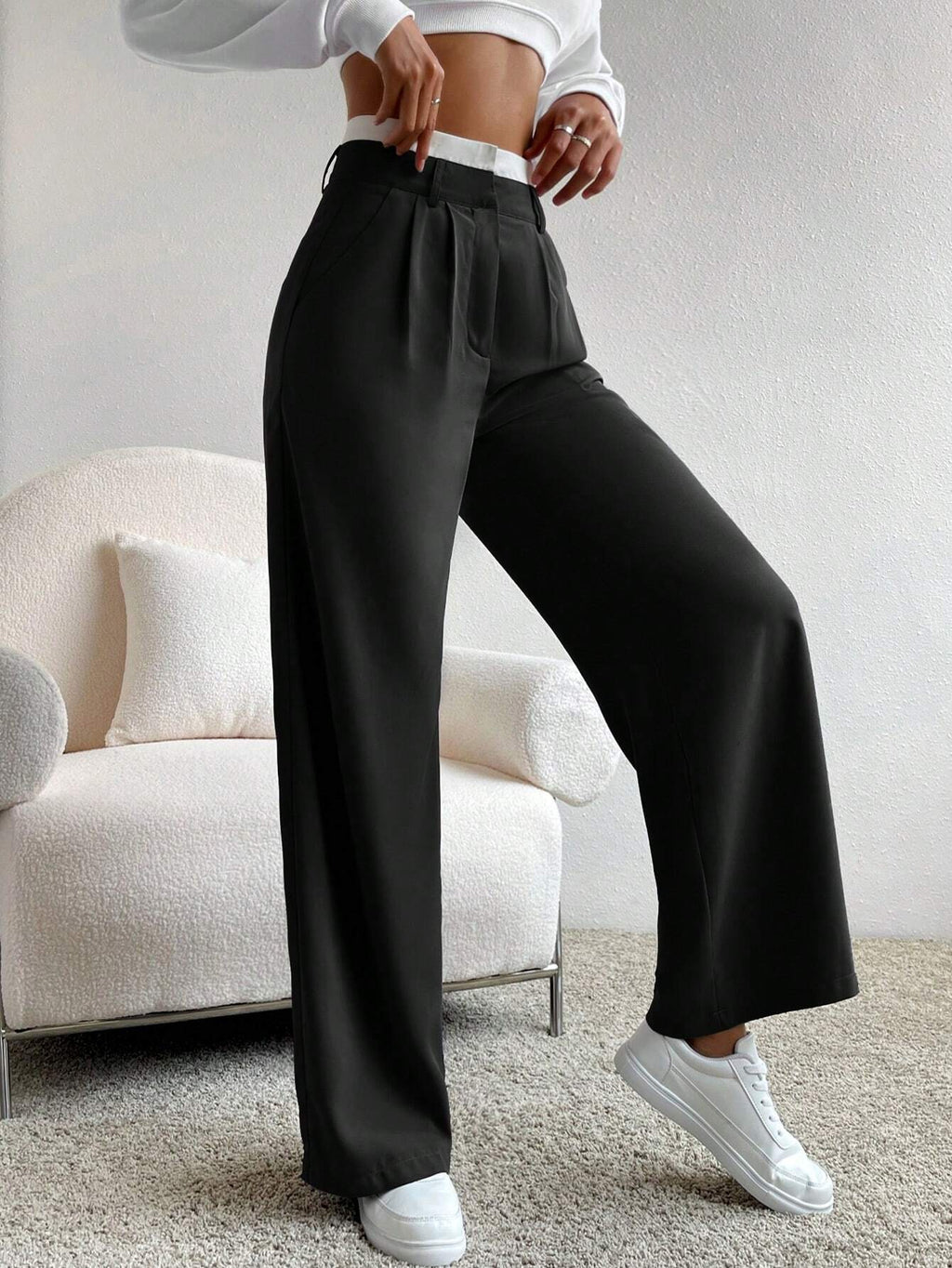 Calca-Feminina-Pantalona-Preto-com-Branco-Loline-04