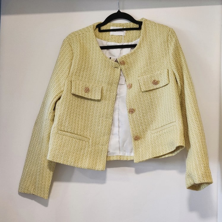 Casaco-Feminino-Modelo-Curto-Loline-05