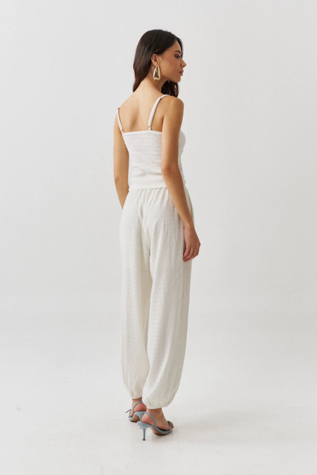 Conjunto-Matera-2-Peças-com-Blusa-Franzida-e-Calça-Aladim-Forrada-LOLINE-017