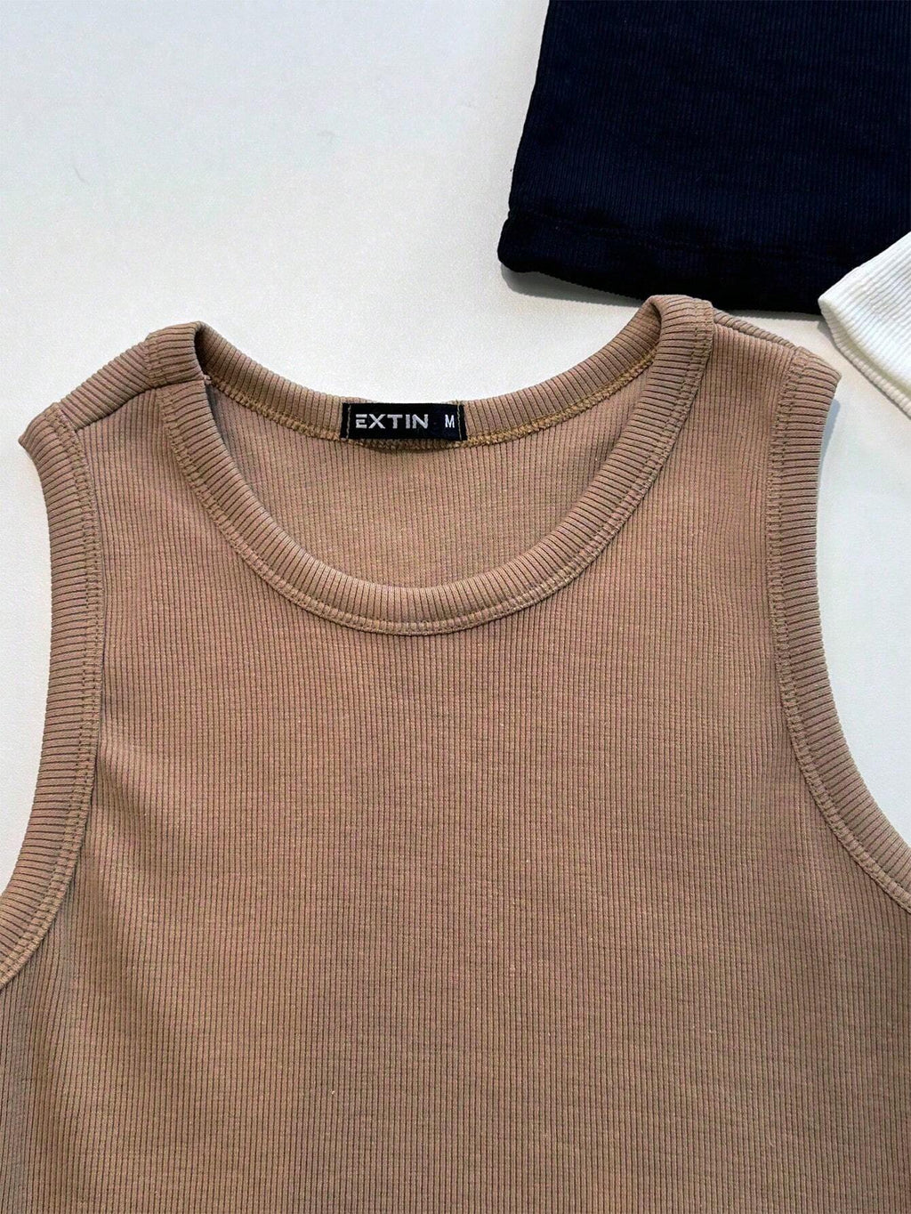 Cropped-Feminino-3-Regatas-Basicas-Loline-04