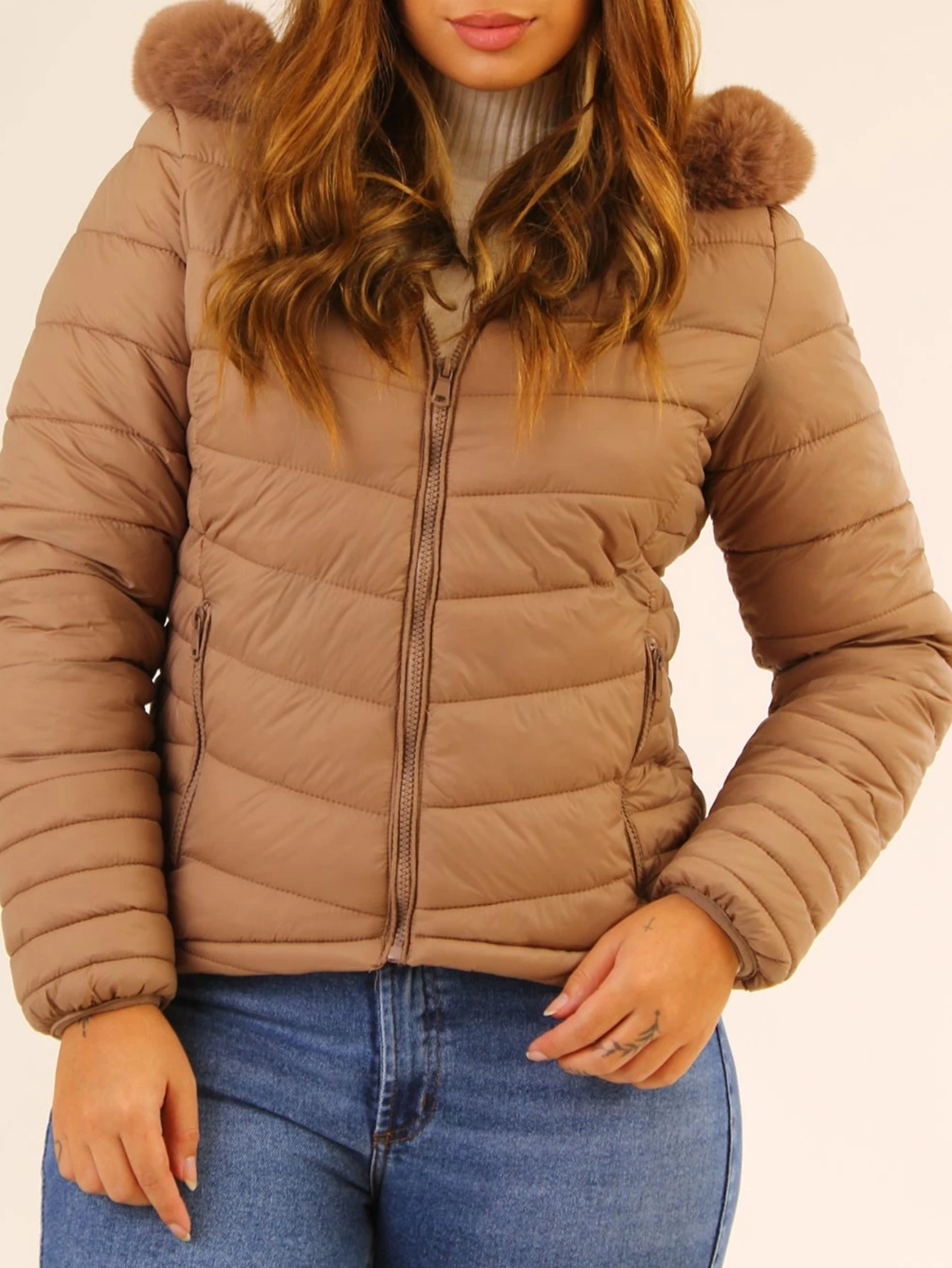 Jaqueta-Feminina-Puffer-Com-Forro-Pelucida-Loline-12