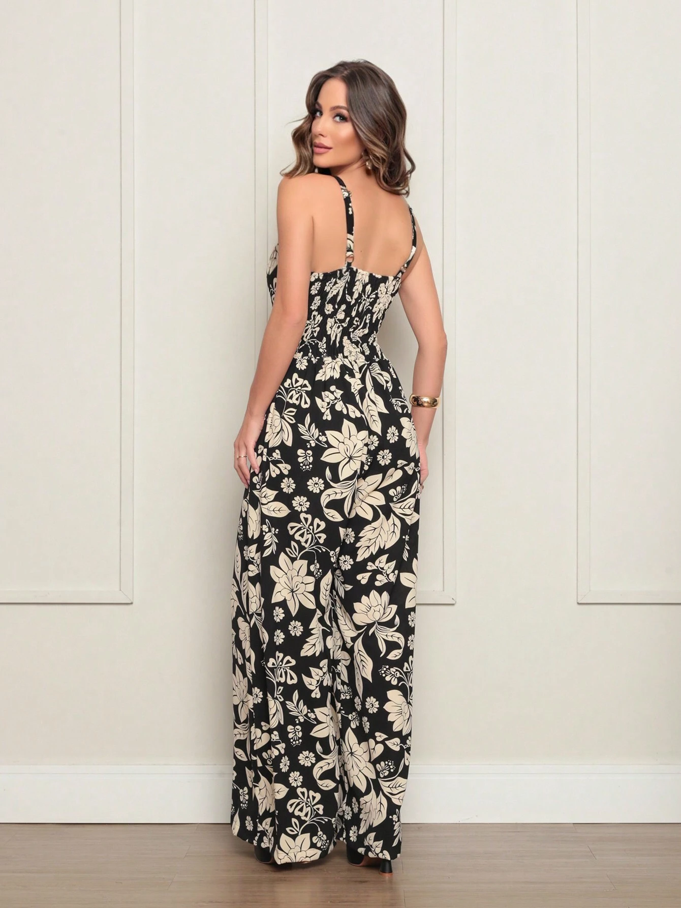 Macacao-Feminino-Estampado-Preto-Isis-Loline-02