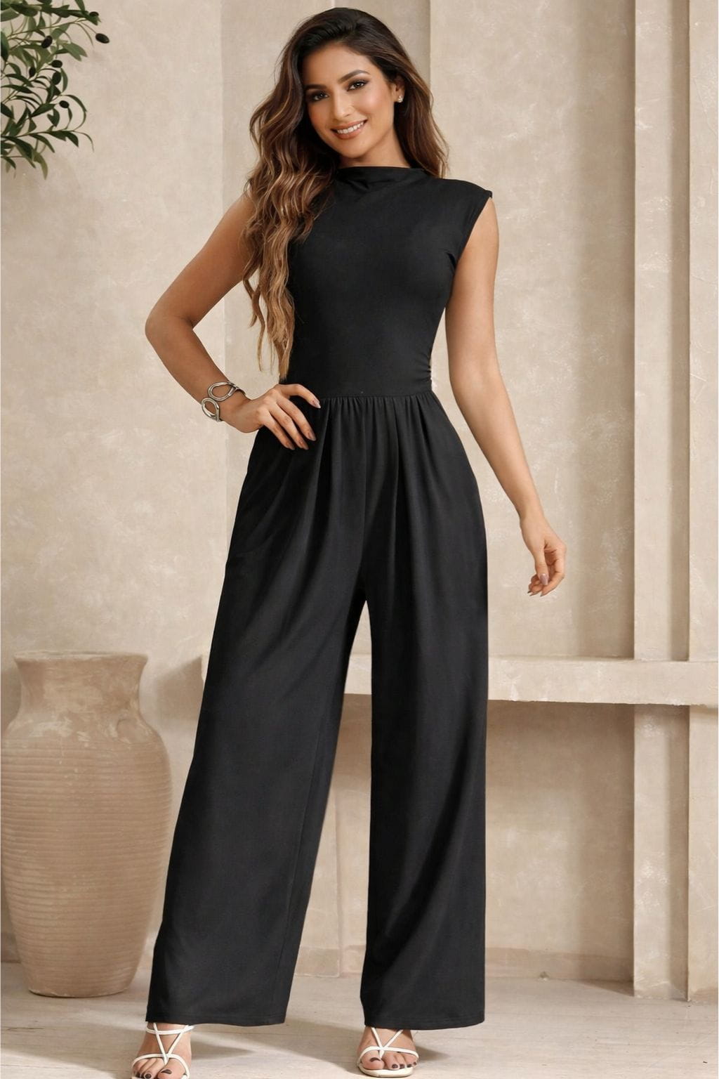 Macacao-Feminino-Karol-Acinturado-Liso-Longo-Preto-LOLINE-03