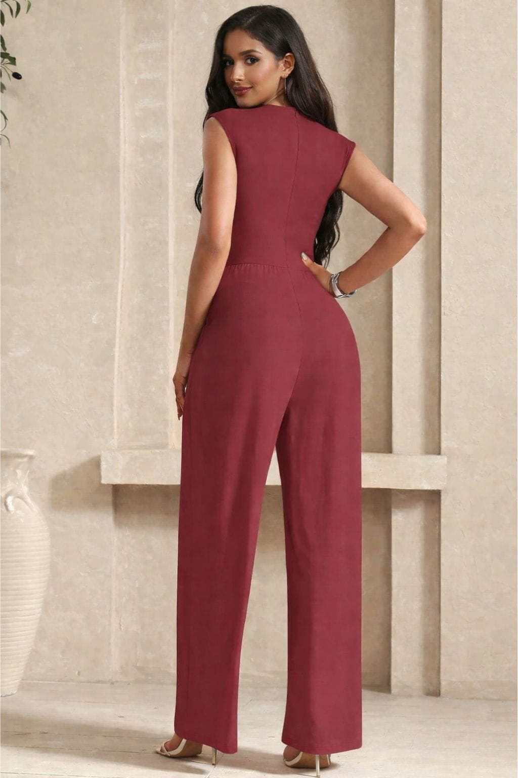 Macacao-Feminino-Karol-Acinturado-Liso-Longo-Vinho-LOLINE-02