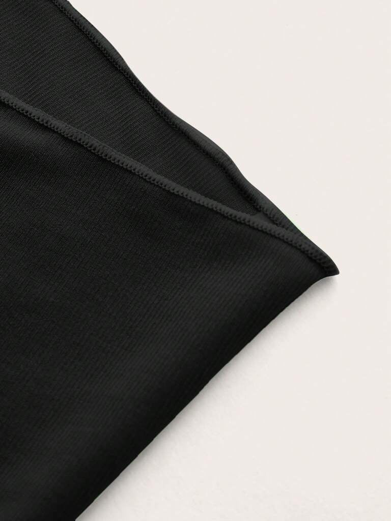 Saida-de-Praia-Juliette-Preto-Loline-04