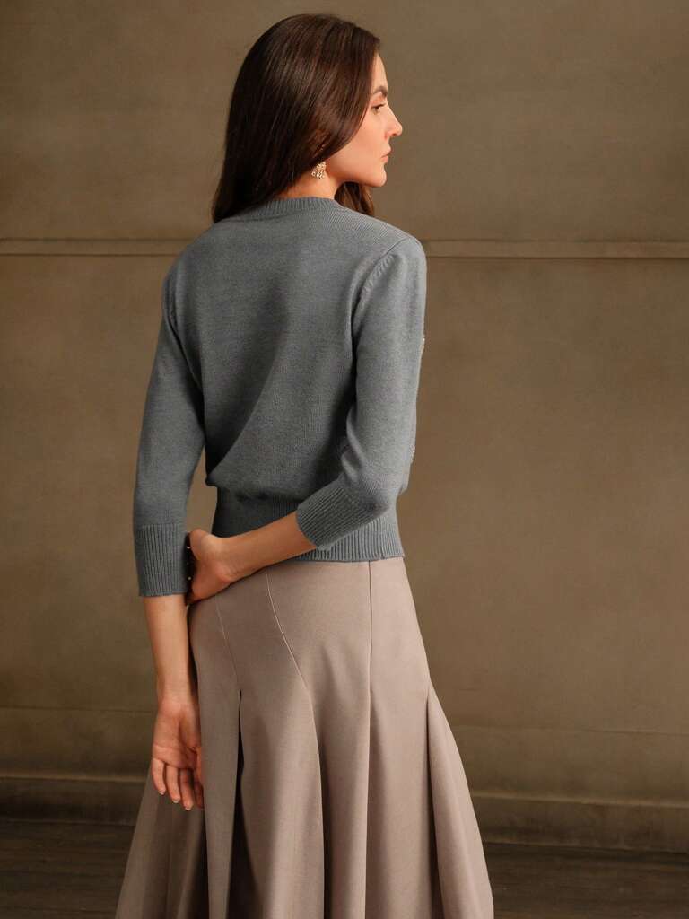 Suéter-Feminino-Manga-Longa-Gola-de-Tripulação-Cinza-loline-05