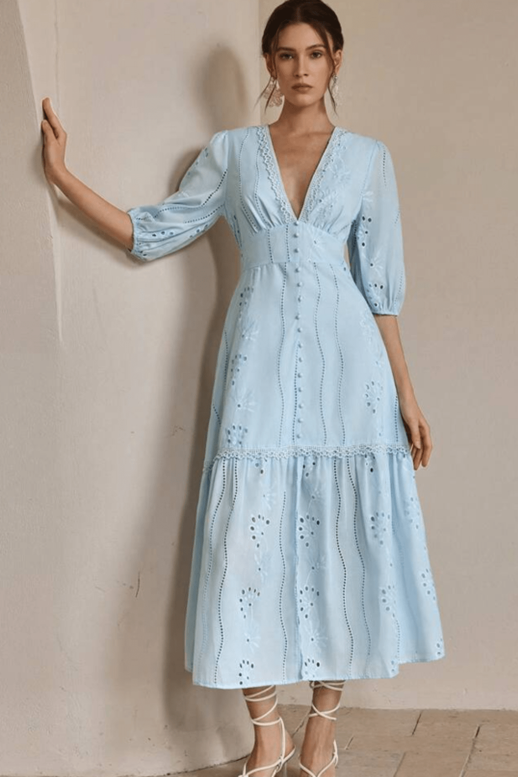 Vestido-Azul-Longo-Com-Renda-Decote-em-V-Loline-019