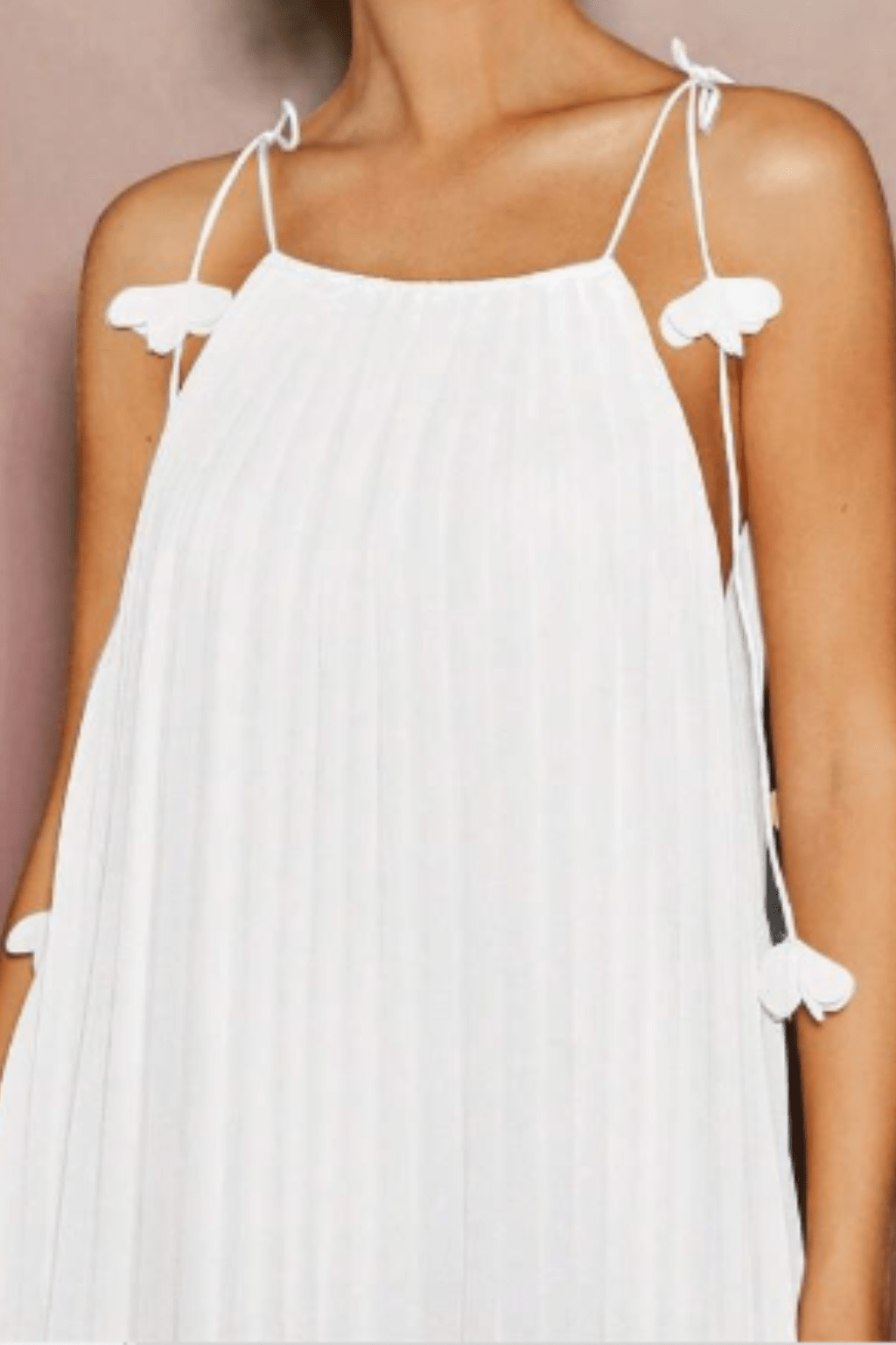 Vestido-Branco-Curto-Fiorella-Plissado-de-Chiffon-LOLINE-04