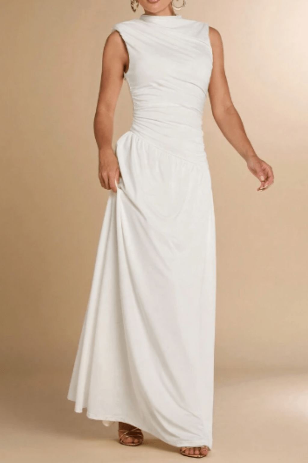 Vestido-Branco-Longo-Decote-Americano-Assimétrico-LOLINE-04