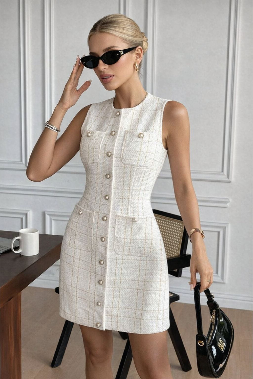 Vestido-Curto-Botões-de-Pérola-Hellena-LOLINE-07