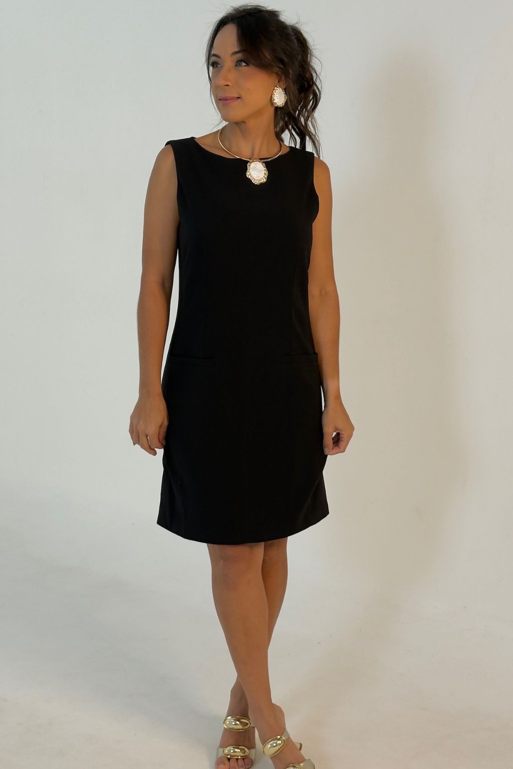 Vestido-Curto-Preto-Emilia-LOLINE-018