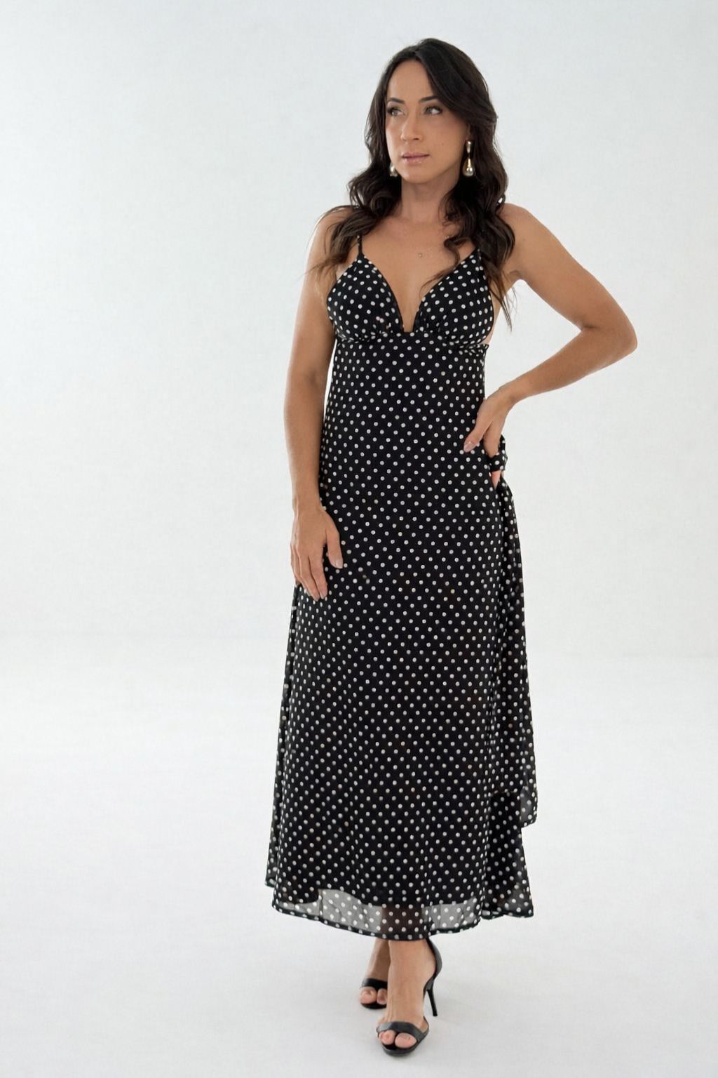 Vestido-Lido-Com-Al_as-Costas-Abertas-Estampa-Po_-Preto-LOLINE-0122