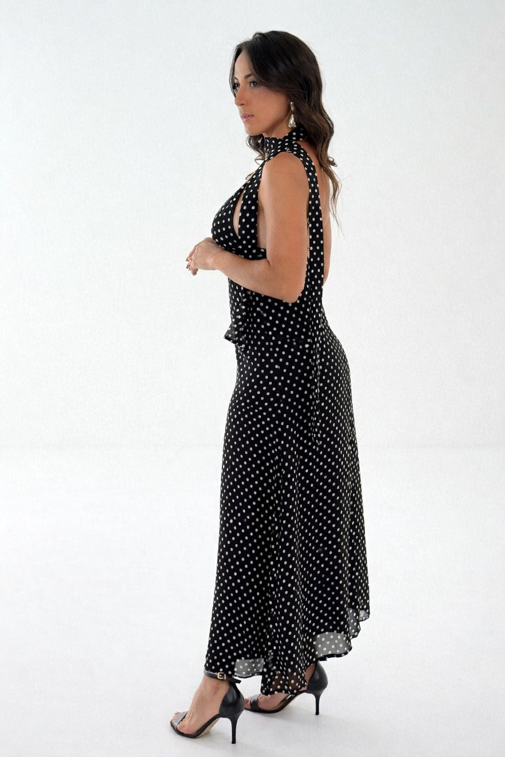 Vestido-Lido-Com-Al_as-Costas-Abertas-Estampa-Po_-Preto-LOLINE-019