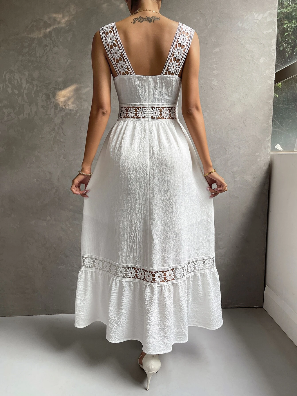 Vestido-Longo-Com-Renda-Branco-Julia-Loline-07