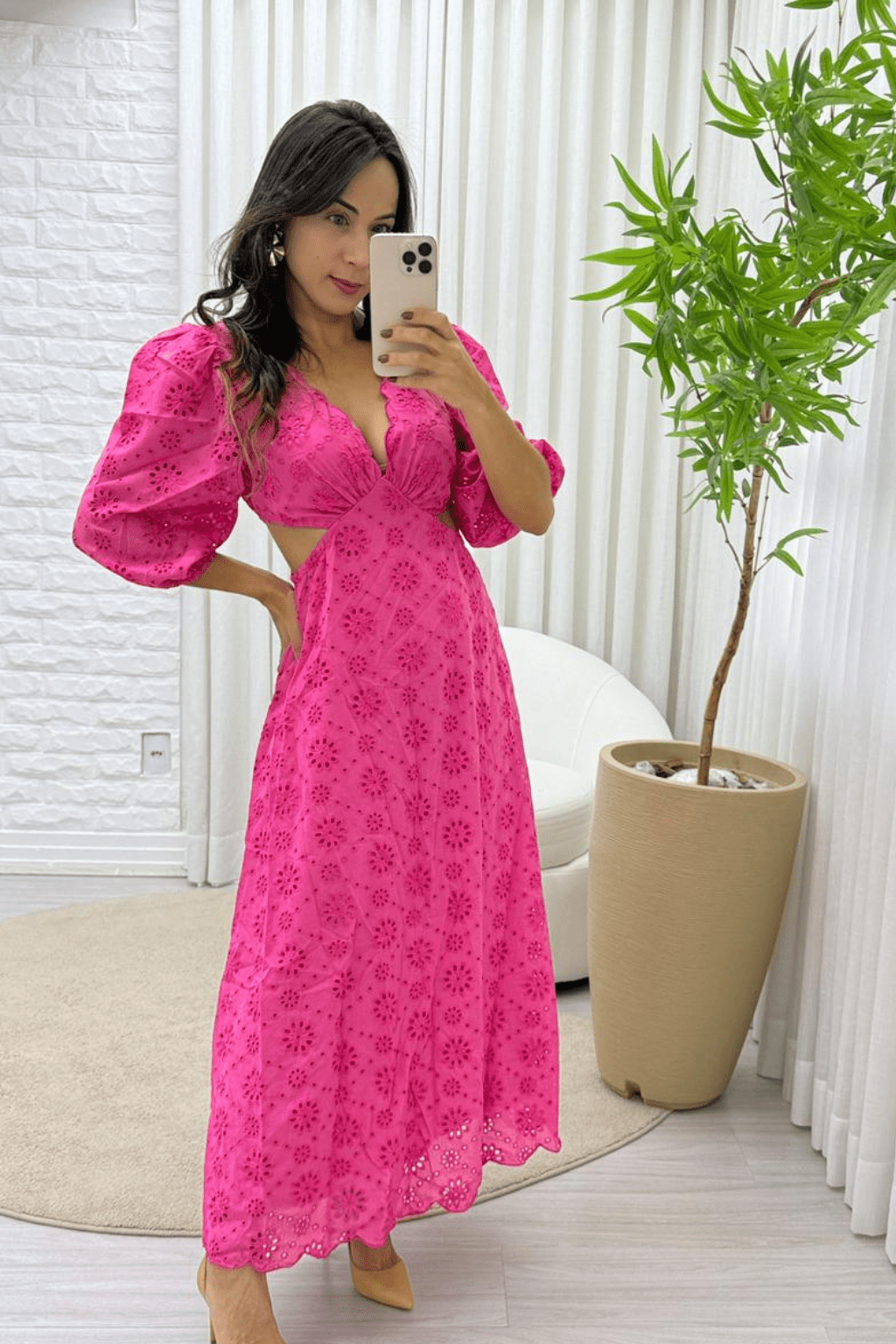 Vestido-Longo-Rosa-Decote-em-V-Guiana-Loline-011