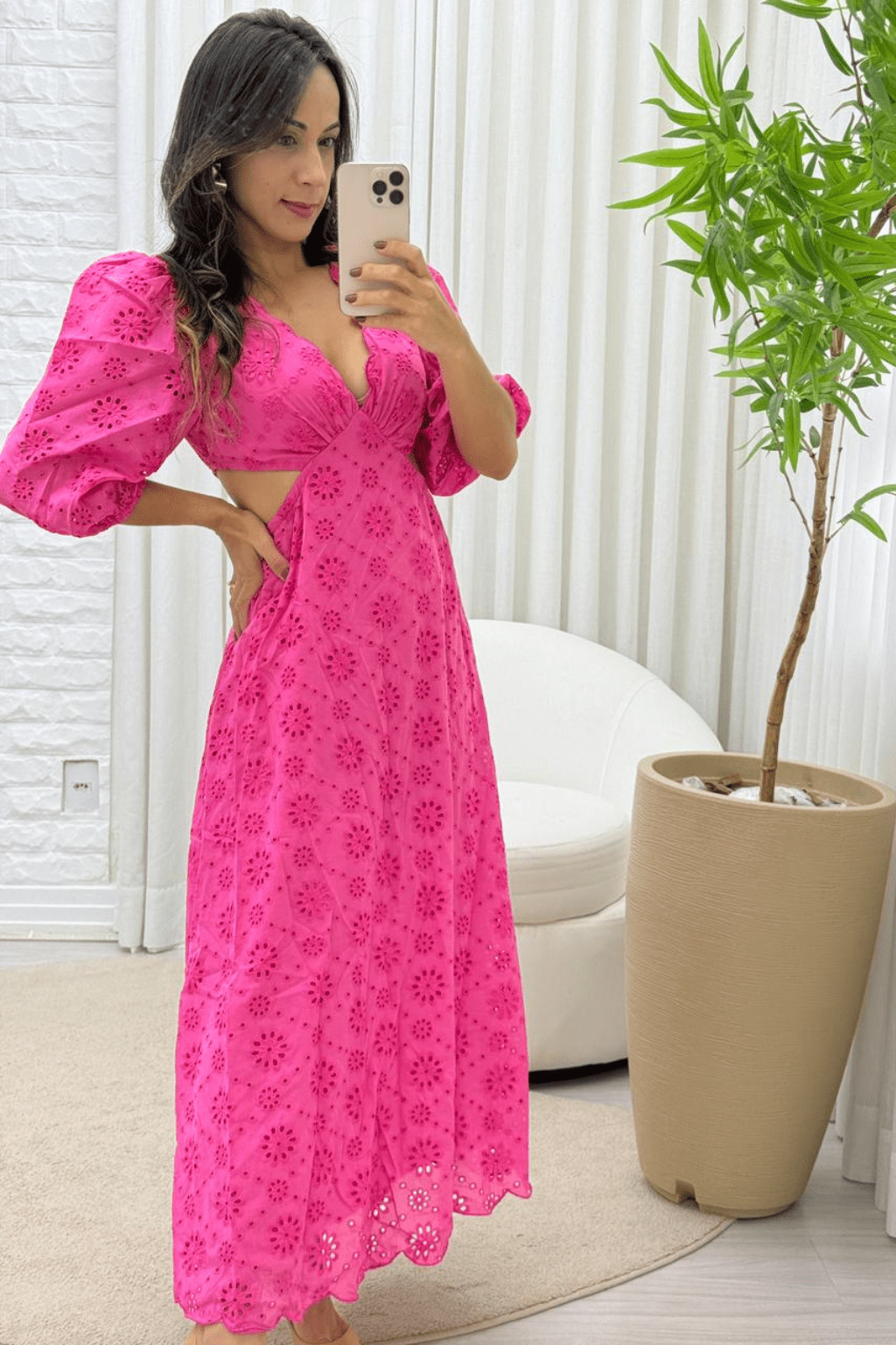 Vestido-Longo-Rosa-Decote-em-V-Guiana-Loline-015