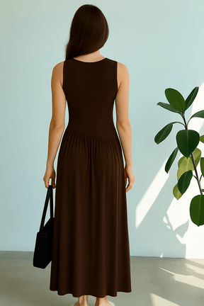 Vestido-Meline-Longo-Cintura-Franzida-Minimalista-Marrom-LOLINE-0121