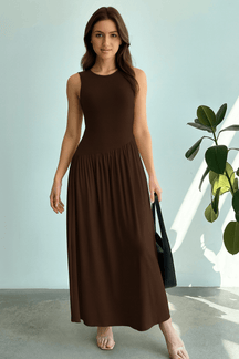 Vestido-Meline-Longo-Cintura-Franzida-Minimalista-Marrom-LOLINE-01