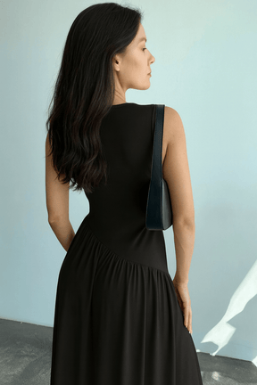 Vestido-Meline-Longo-Cintura-Franzida-Minimalista-Preto-LOLINE-012