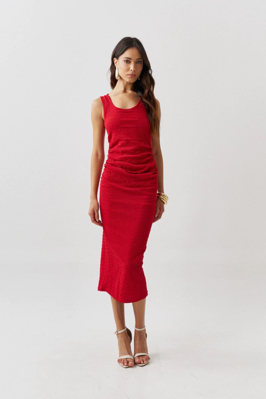 Vestido-Midi-Portofino-Canelado-com-Modelagem-Ajustada-LOLINE-01
111