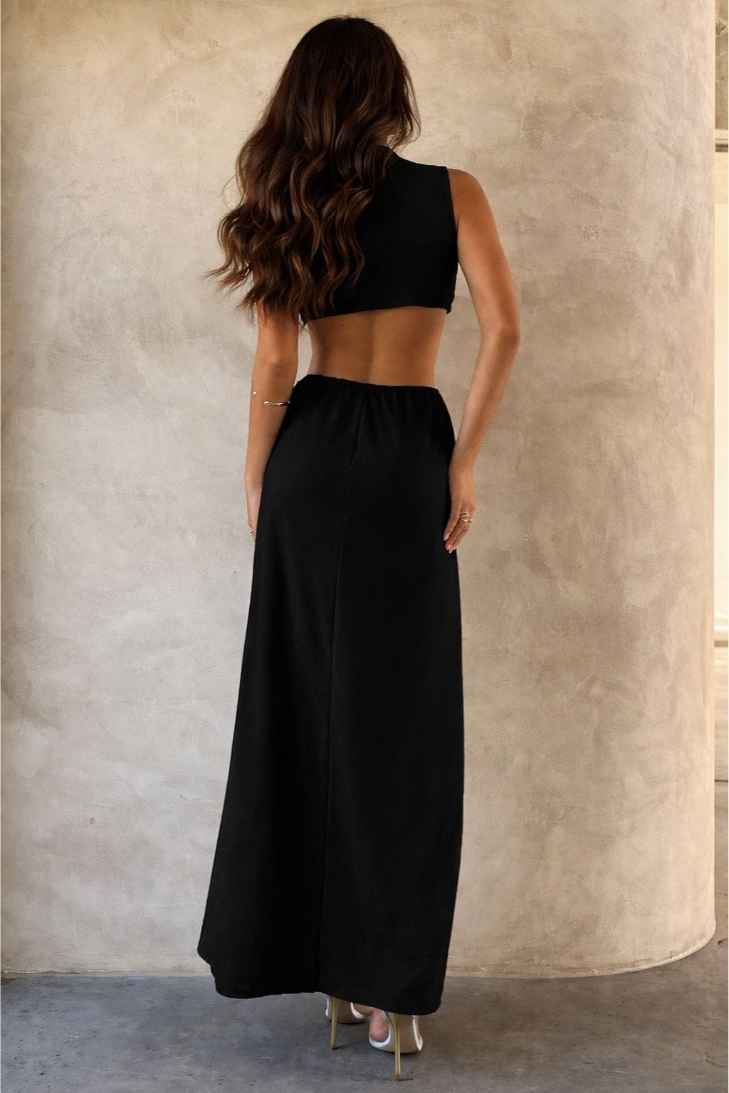 Vestido-San-Marco-Slim-Fit-Decote-Costas-Preto-LOLINE-02