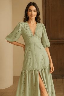 Vestido-Verde-Longo-Com-Renda-Decote-em-V-Loline-01