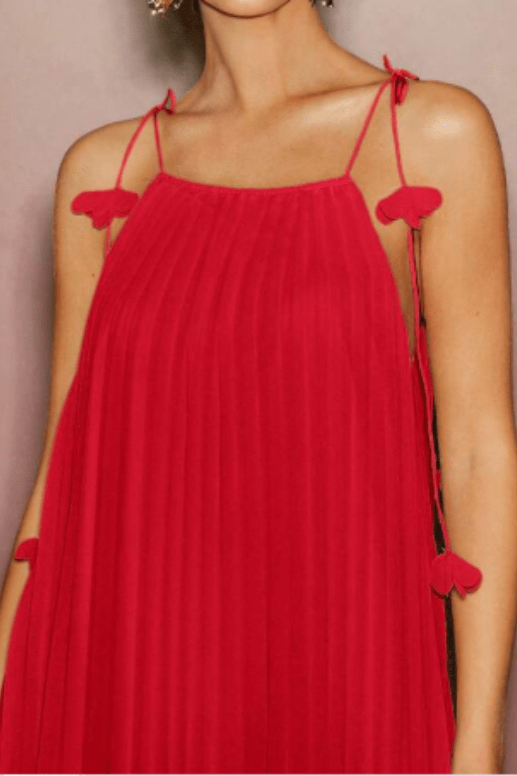 Vestido-Vermelho-Curto-Fiorella-Plissado-de-Chiffon-LOLINE-04